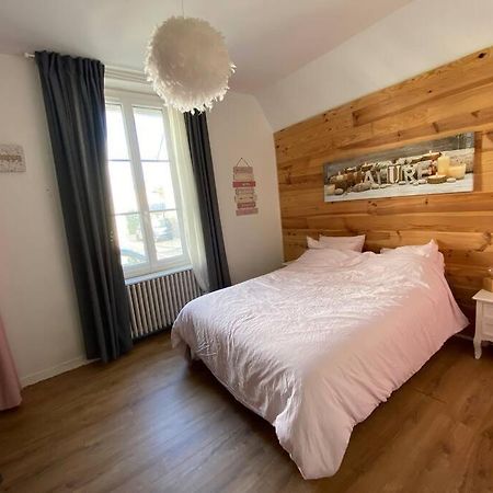 Maison De Ville Orleans Dans Le Quartier Dunois Avec Parking Privatif Extérieur photo