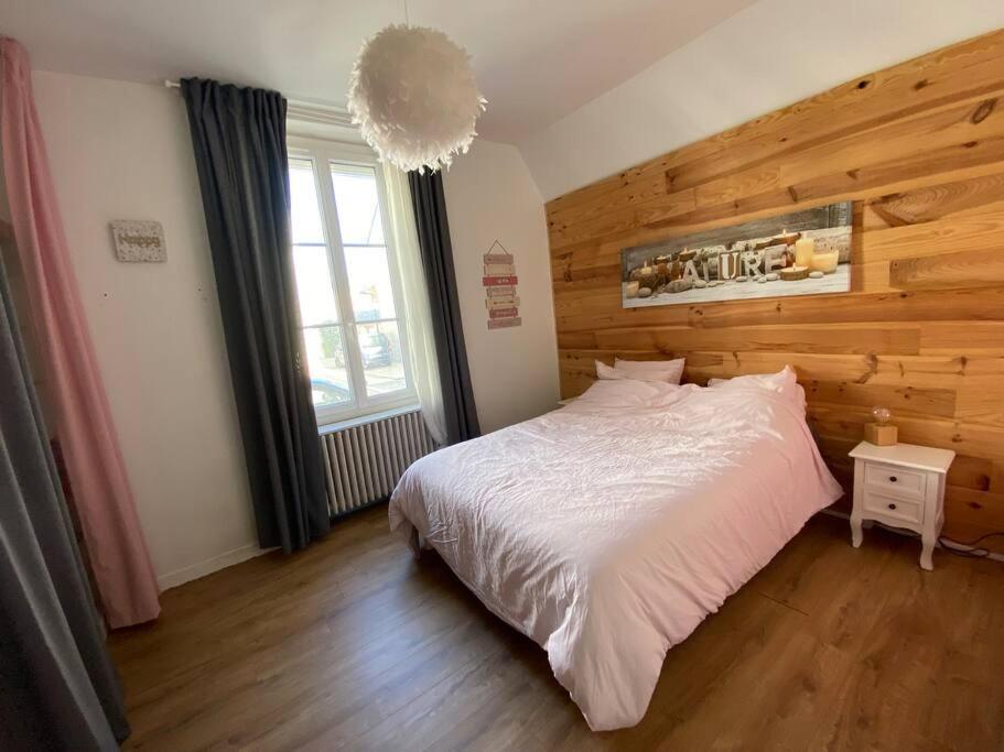 Maison De Ville Orleans Dans Le Quartier Dunois Avec Parking Privatif Extérieur photo