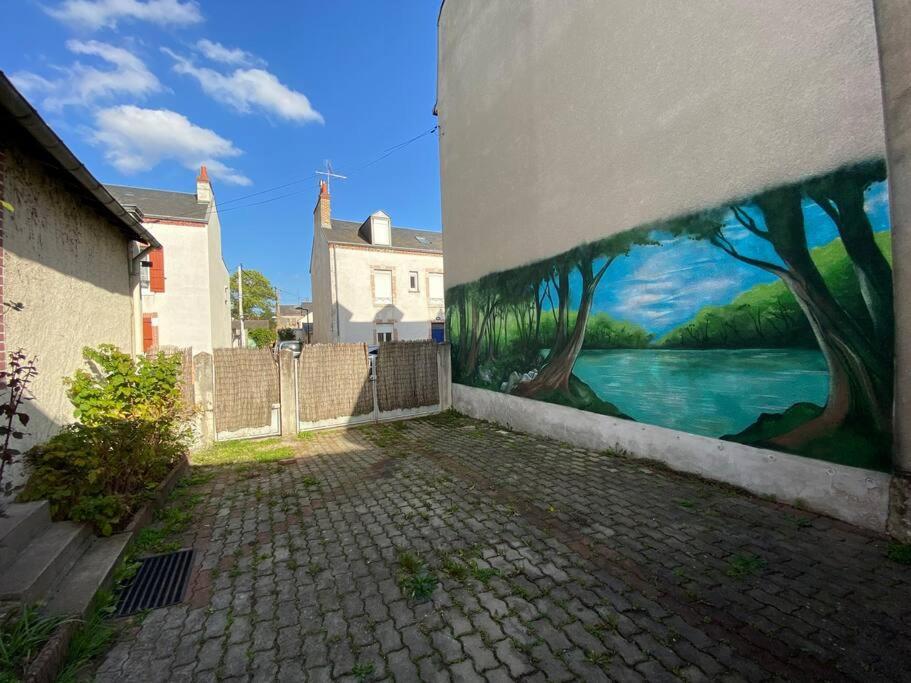 Maison De Ville Orleans Dans Le Quartier Dunois Avec Parking Privatif Extérieur photo
